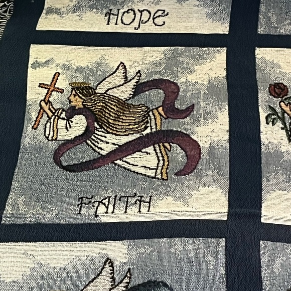 Gorgeous 100% Cotton Angel Paned Blanket - Picture 9 of 16